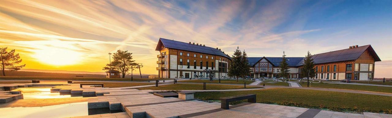 Hotel Arłamów Exterior foto
